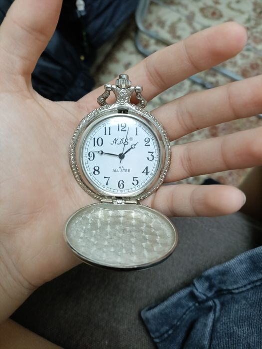 Часы старые нерабочие