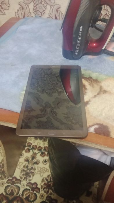 Samsung tab E ideal sastayana garantia dam  pasport kopia