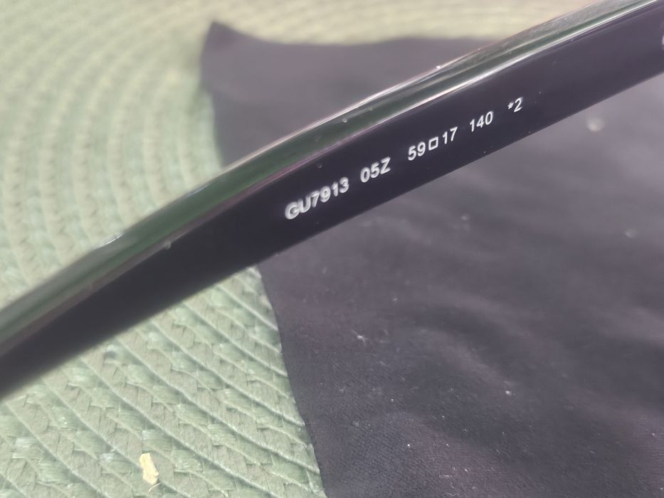 Оригинални очила Guess