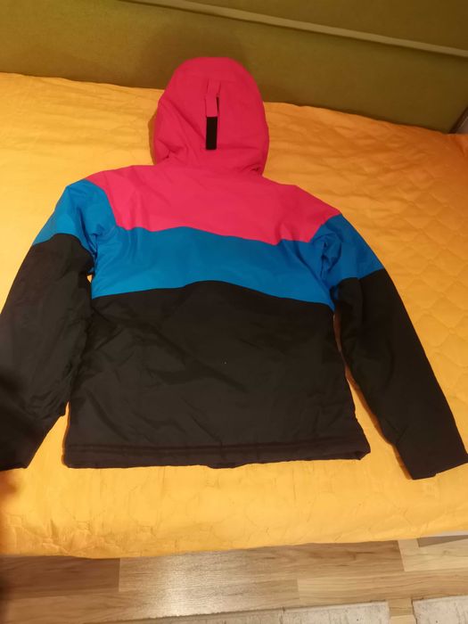 Продавам яке Columbia 10-12г