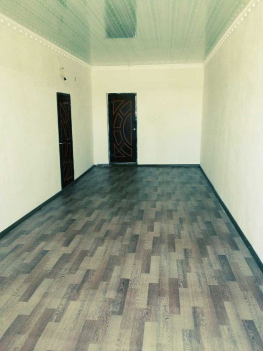 Ховли жой сотилади. 2 сотик 2 хона 1 дализ қилиб бўлиб сотилади 400млн