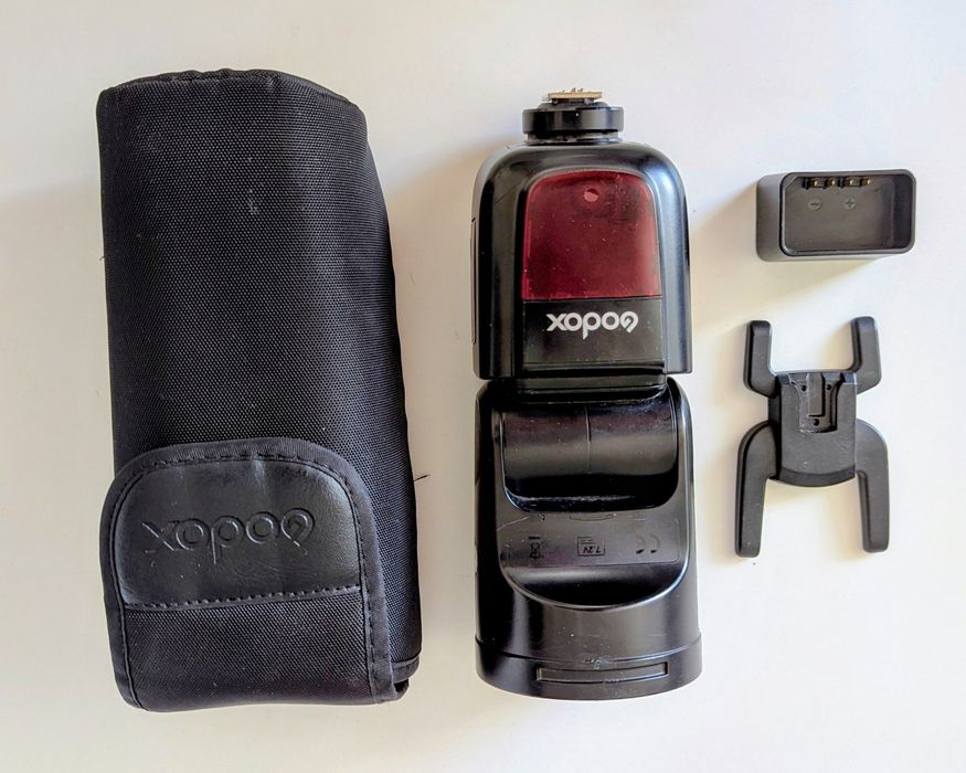 Вспышка Godox V1-N для Nikon