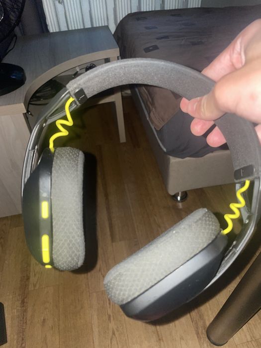 Наушники Logitech g435