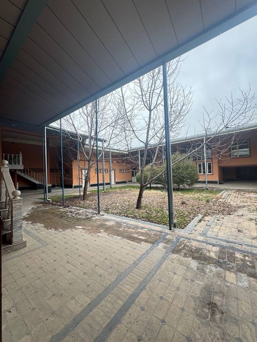 Не далеко от посольства США сдаётся Участок 12сото 12 комнат в аренду