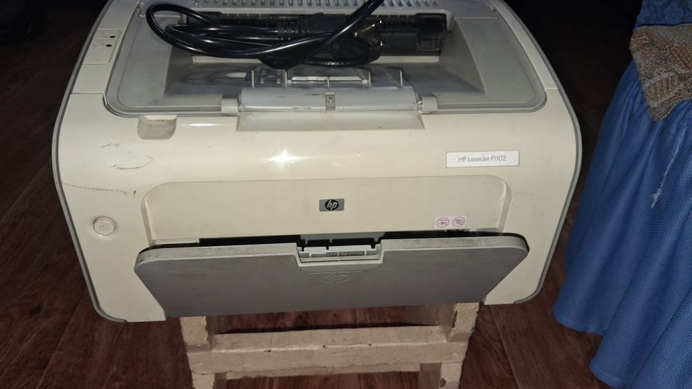 Принтер HP Laser Jet 1102 б/у - 40000
