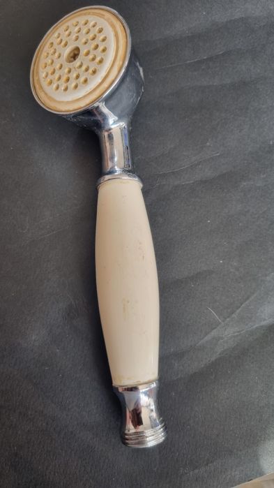 Ретро слушалка за душ