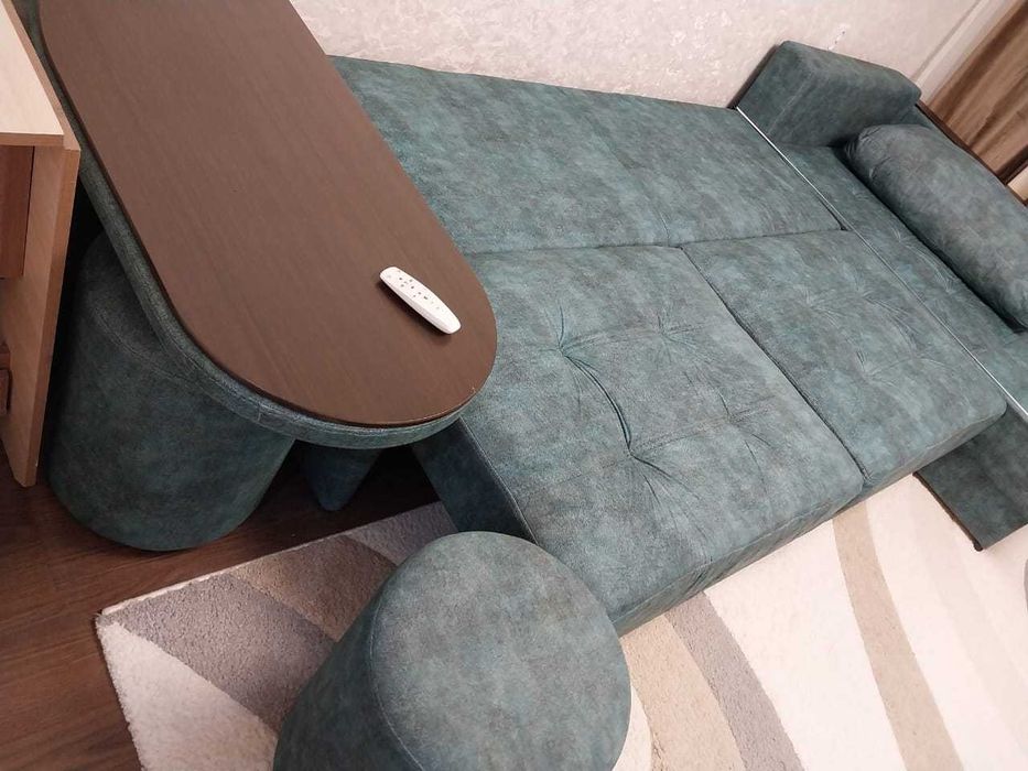 продам угловой диван в отличном состоянии