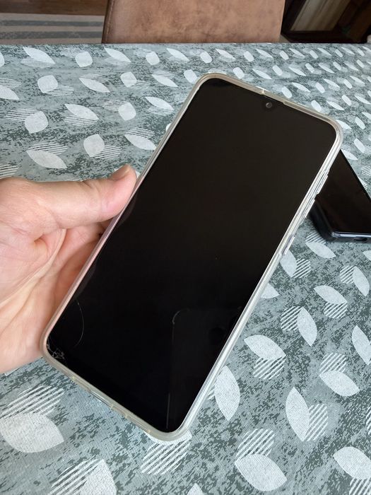 Продам телефон самсунг А50