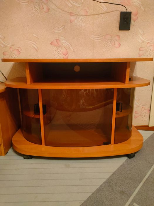 Тумба под ТВ 5000 и камод 7000