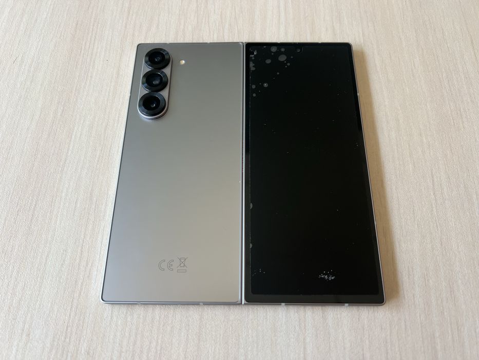 Продавам Samsung Galaxy Z Fold6 256/12GB