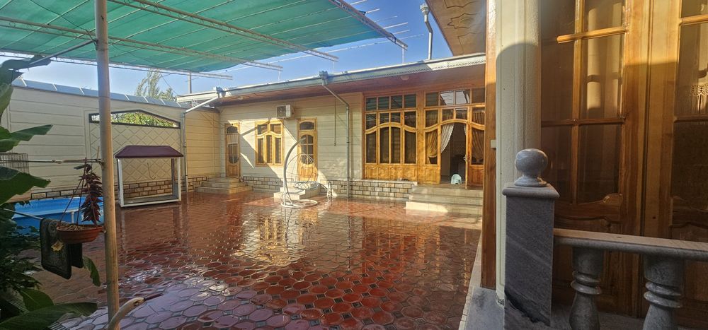 Shahrisabz shahar markazida srochniy hovli sotiladi