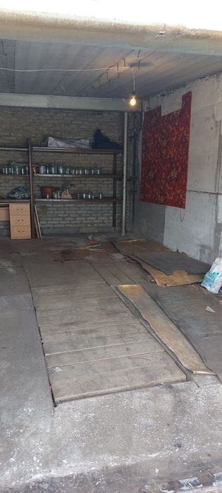 Продам гараж в 13 общество