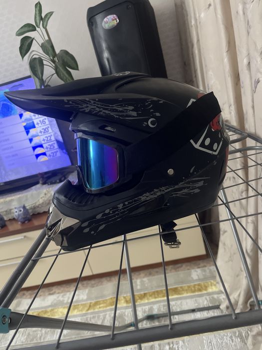 Продам шлем orz dot no218