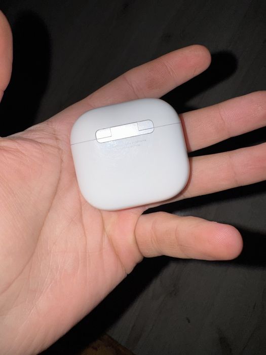 Airpods 4 originale impecabile !!