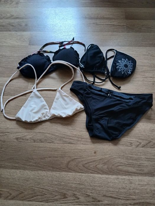 Cutie cu lenjerii si costum de baie
