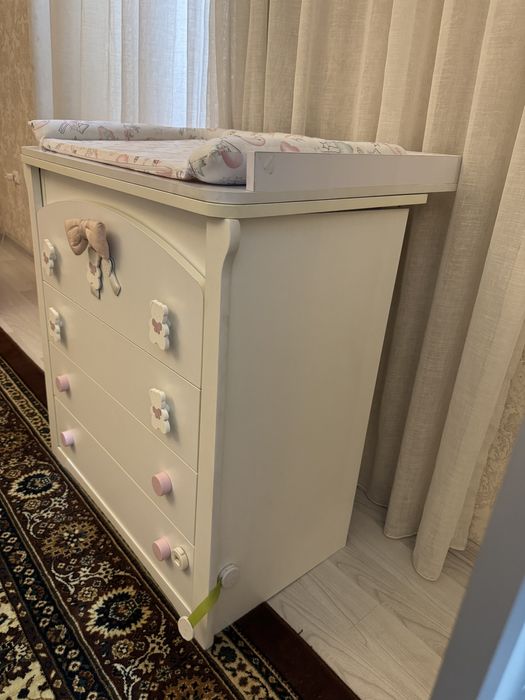 Пеленальный столик-комод