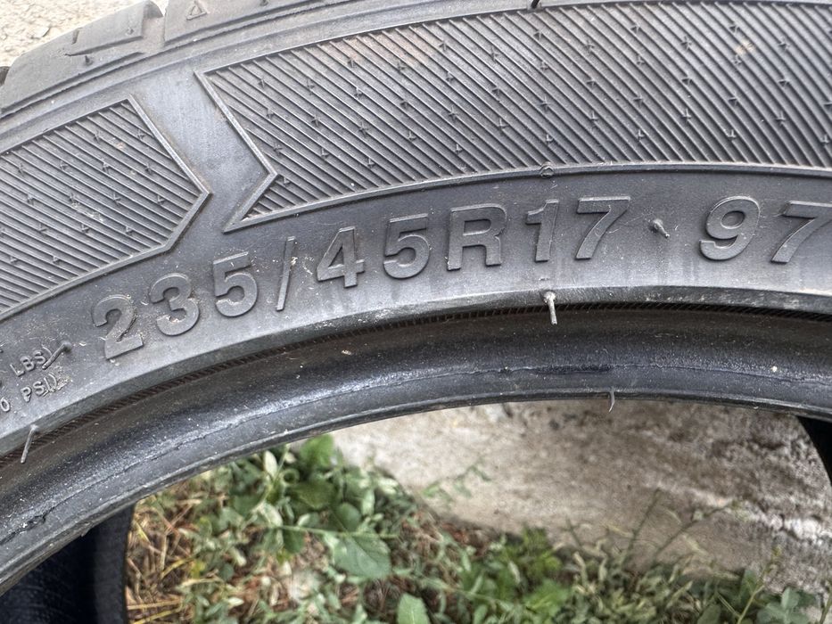 Продам резину R17