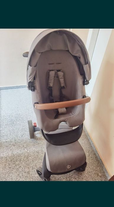 Бебешка количка Stokke