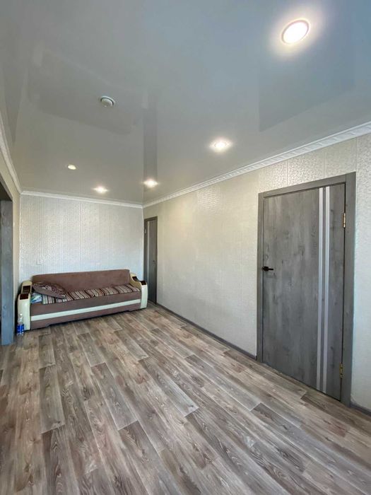 Продам 2 ком квартиру рн УЮТ