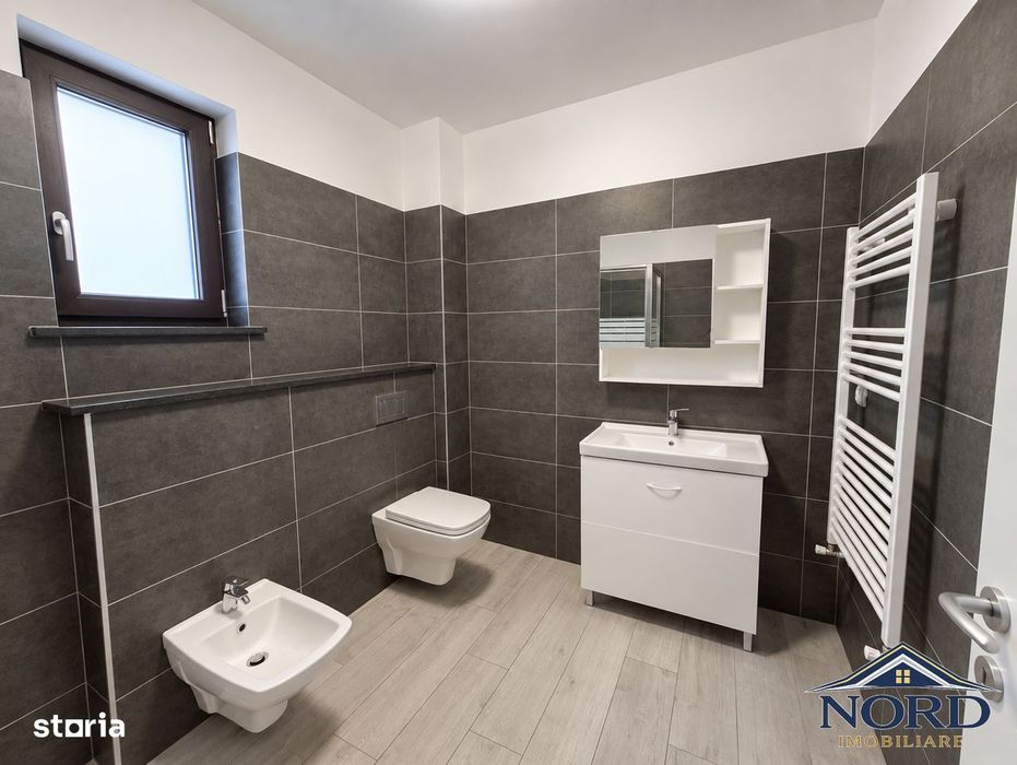Apartament 3 camere de vânzare – Rădăuți