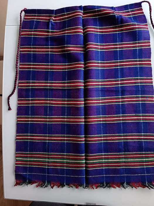 Ръчно тъкани престилки