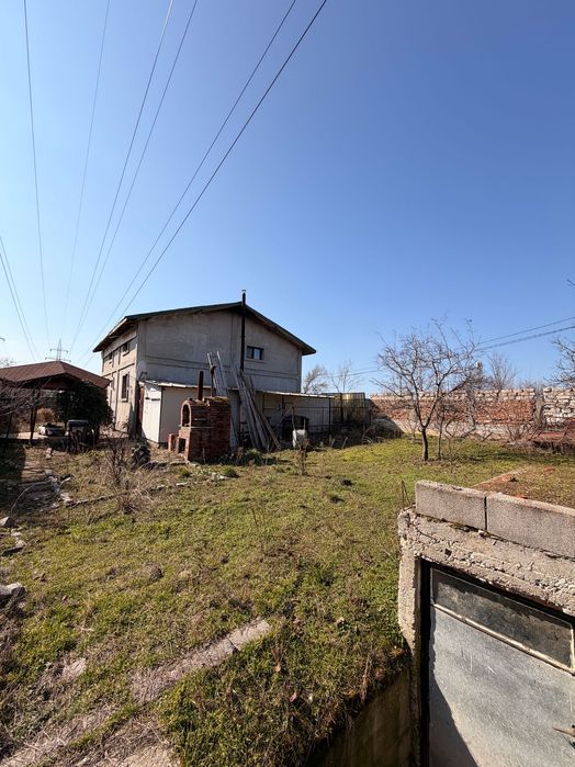 Casă de vânzare în Craiova – spațioasă