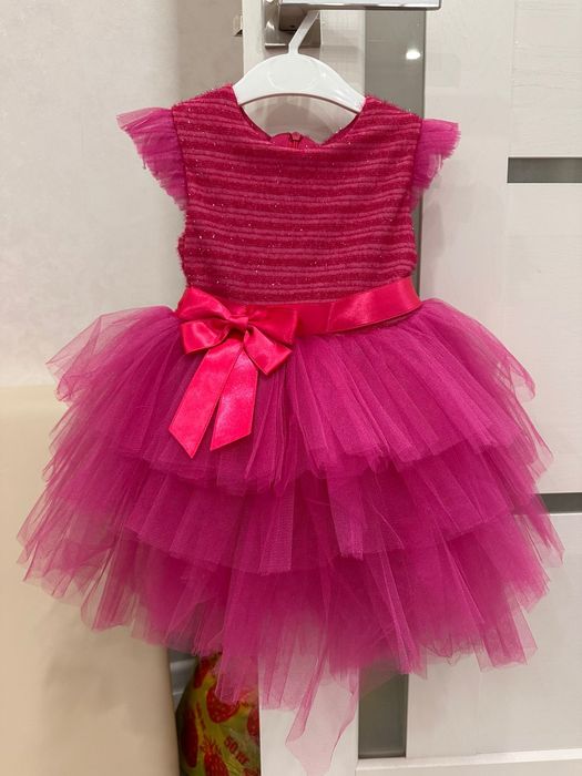 Продам детские платья