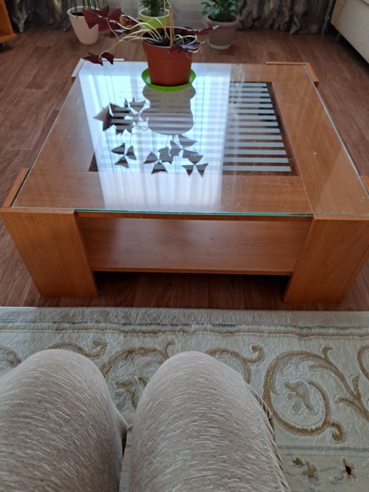 Журналный стол сатылады