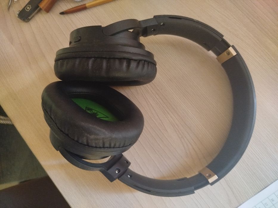 Стерео наушники  JVL