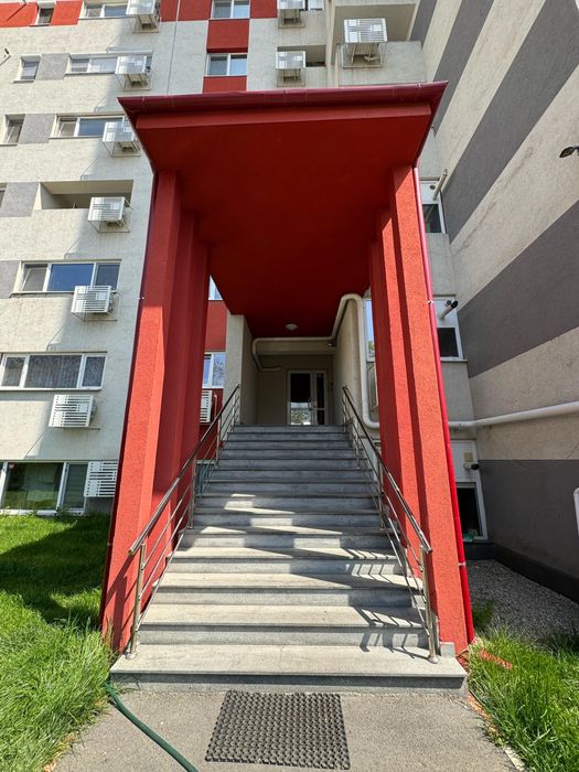 Proprietar, ofer spre inchiere apartament cu 2 camere la 2 min de metrou ( Rotar Park Residence 1)