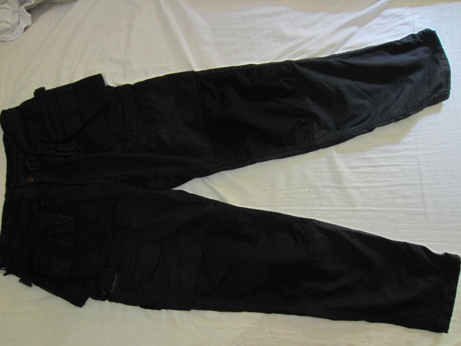 Pantaloni de lucru Dunderdon, masura W31 L34, Talie=82cm,Lung=107cm, material (50%bumbac+50%Cordura), stare f.buna