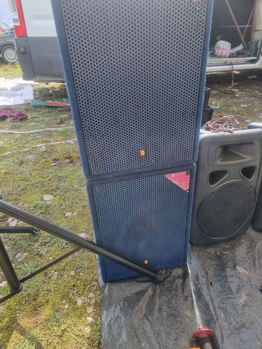 Boxe active 12 toli 300w rms 122db