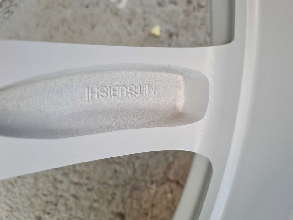 Джанти 17' за Mitsubishi AXS