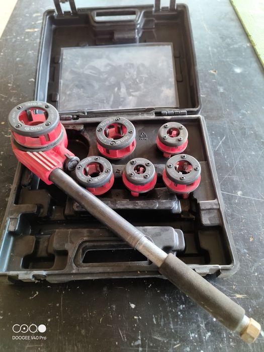 Filiera pentru tevi Yato