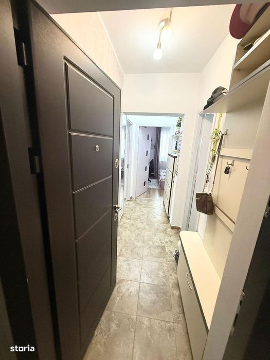 Apartament Decomandat Tractorul bloc 2014