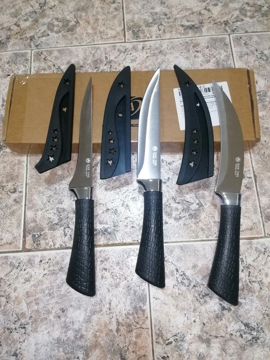 Комплект ножове с предпазители 3 броя