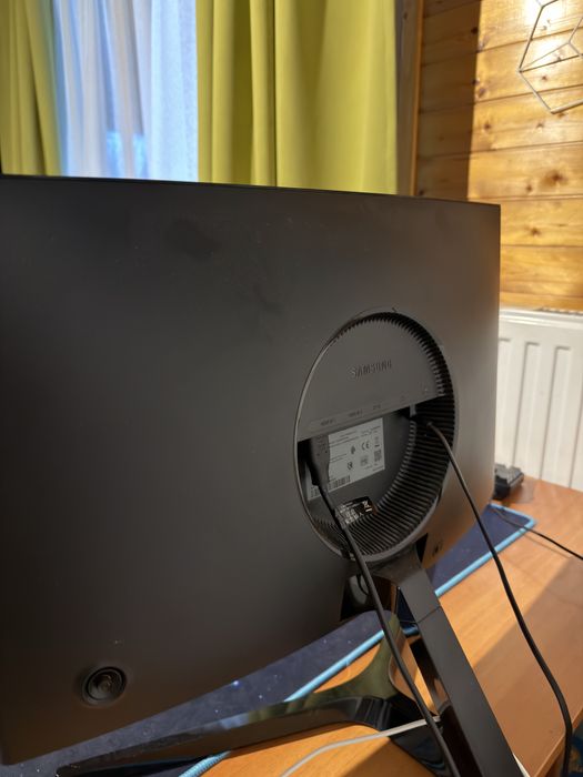 Monitor Samsung Curbat 144hz - 1080p