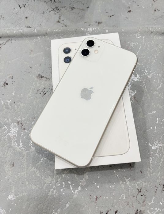 Продам Iphone 11