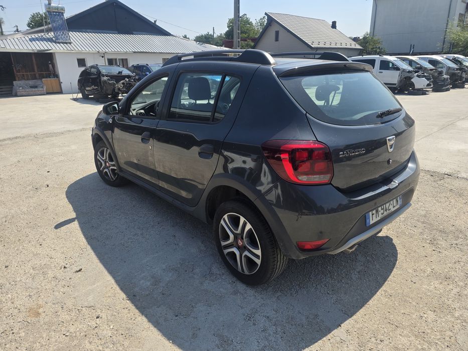 Dezmembrari Dacia Dezmembrez Sandero Stepway 2019 1.5 blue dci