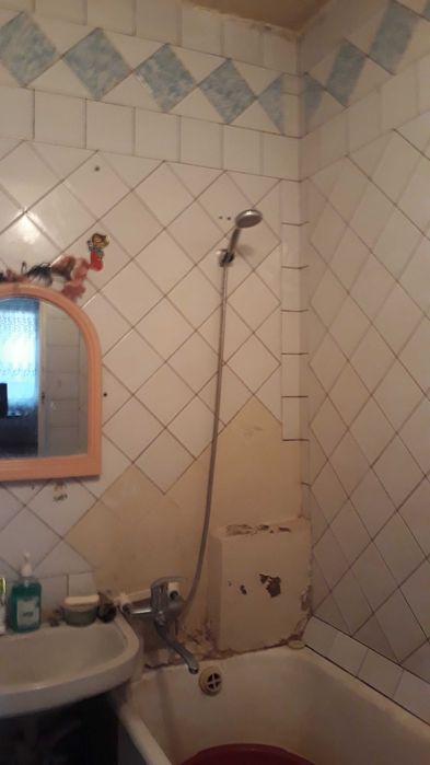 Продается 3-комнатная квартира у метро Дружбы Народов