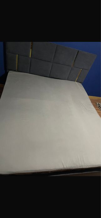 Продам кровать почти новая