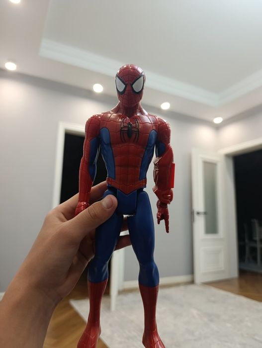 Человек паук игрушка