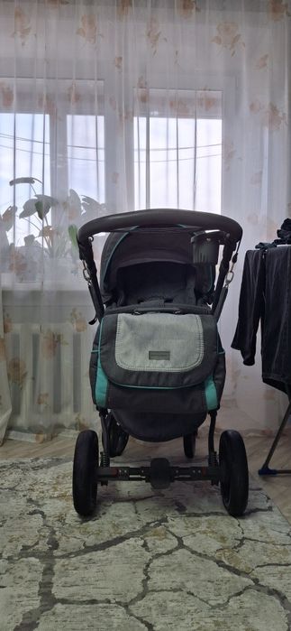 Продам коляску. ADAMEX