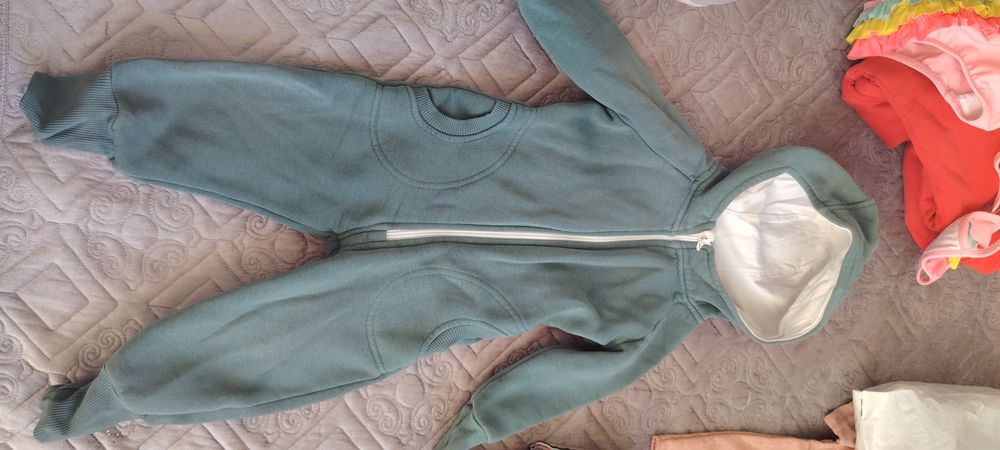 Продам ромпер 1000тг