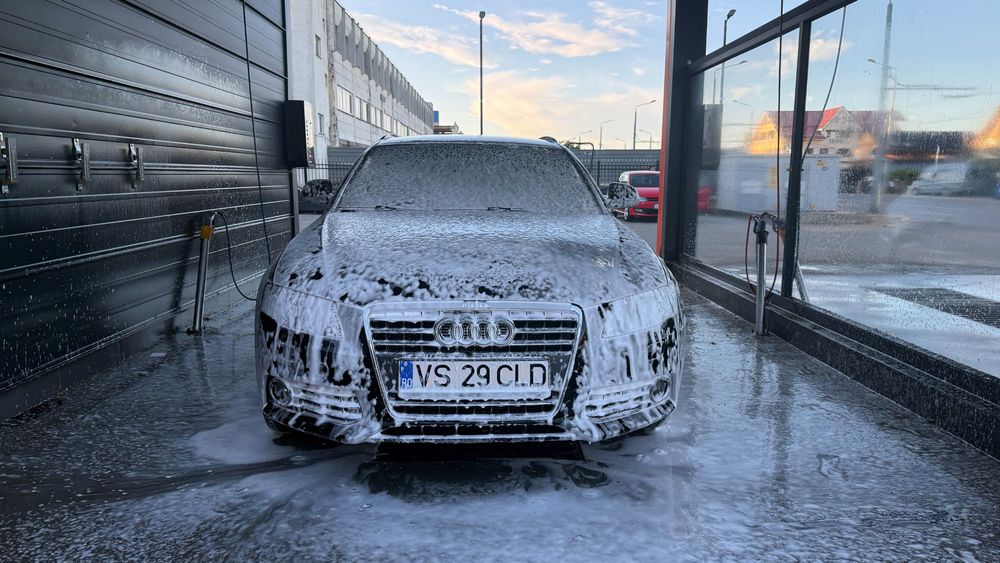 Vând Audi A4 B 8 2.0 tdi