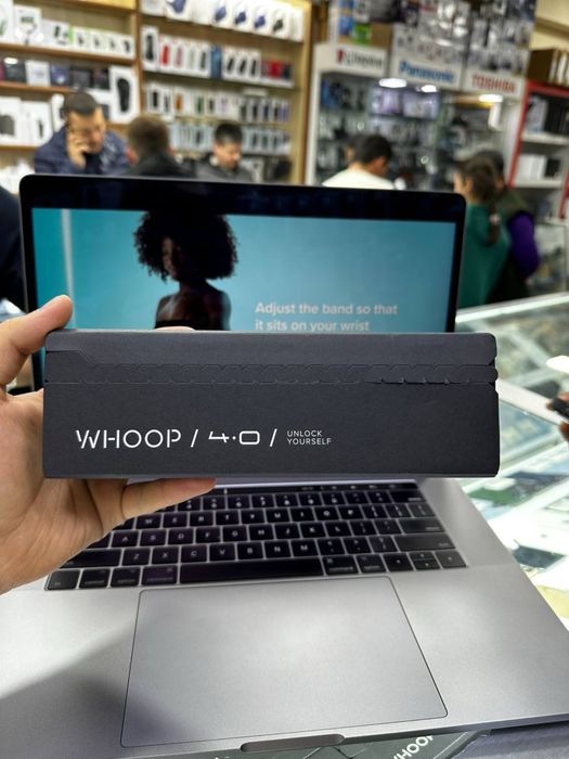 Whoop 4.0 spartivniy braslet