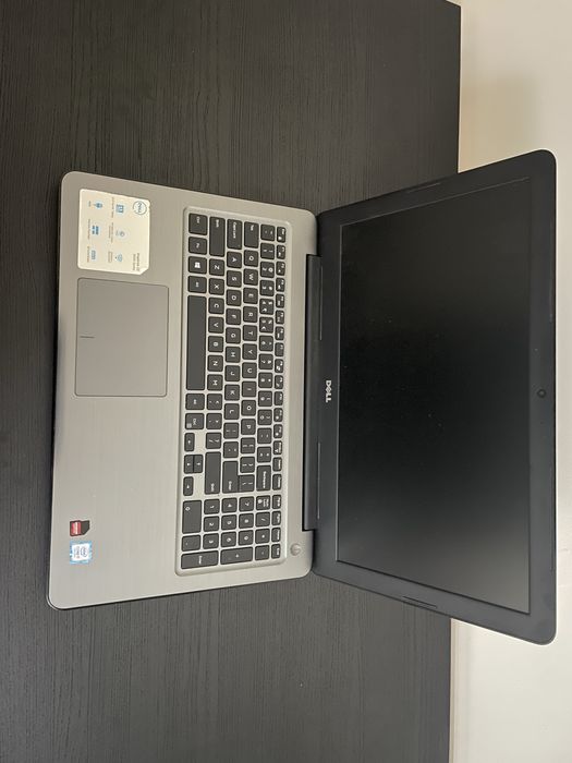 Laptop Dell Inspiron 15 5000 i7-7500U SSD 500GB 8GB RAM