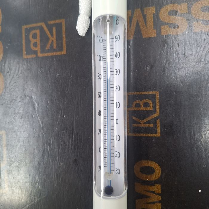 Термометри за басейн