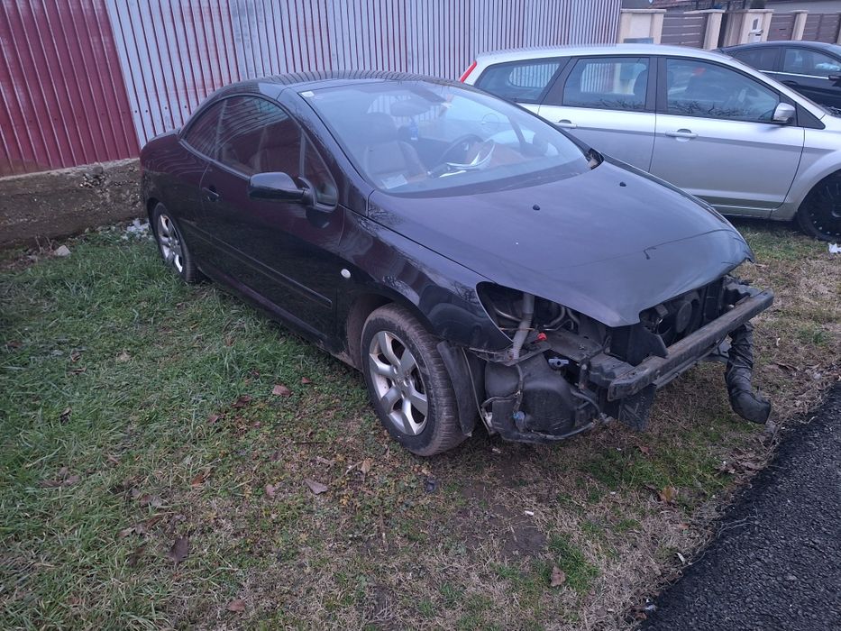 Dezmembrez peugeot 307cc