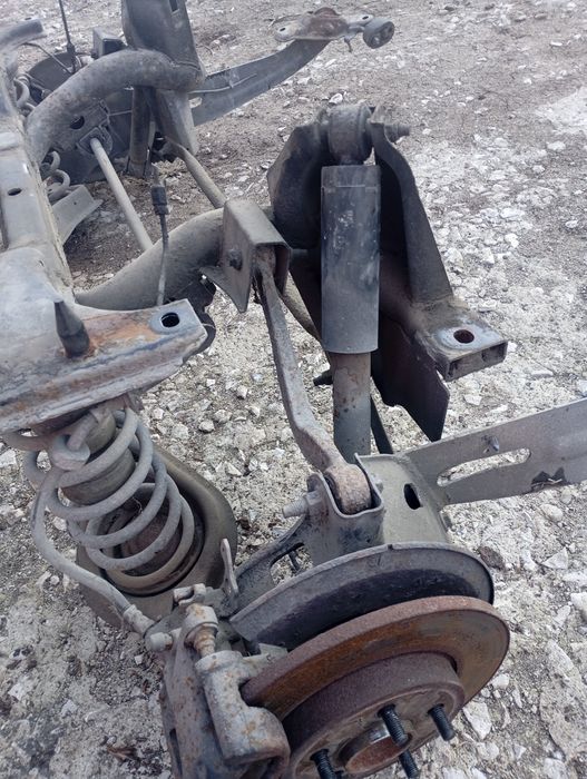 Заден мост Ford Mondeo MK3 Комби